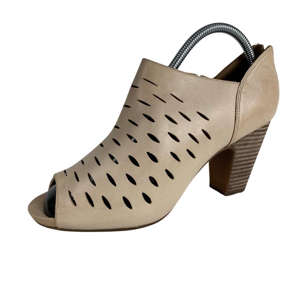 Clarks Women's Okena Leather Peep-Toe Heels Size: 10